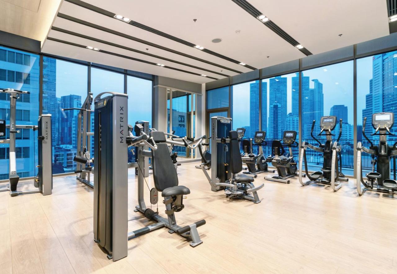 Oakwood Suites Bangkok Eksteriør bilde The gym at the 101 Tower